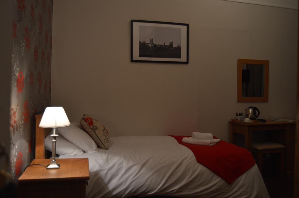 The Crown Inn Hotel Long Melford Room photo